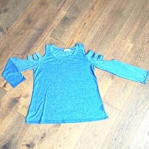 LEO ROSI TOP W ACCENTED SLEEVES